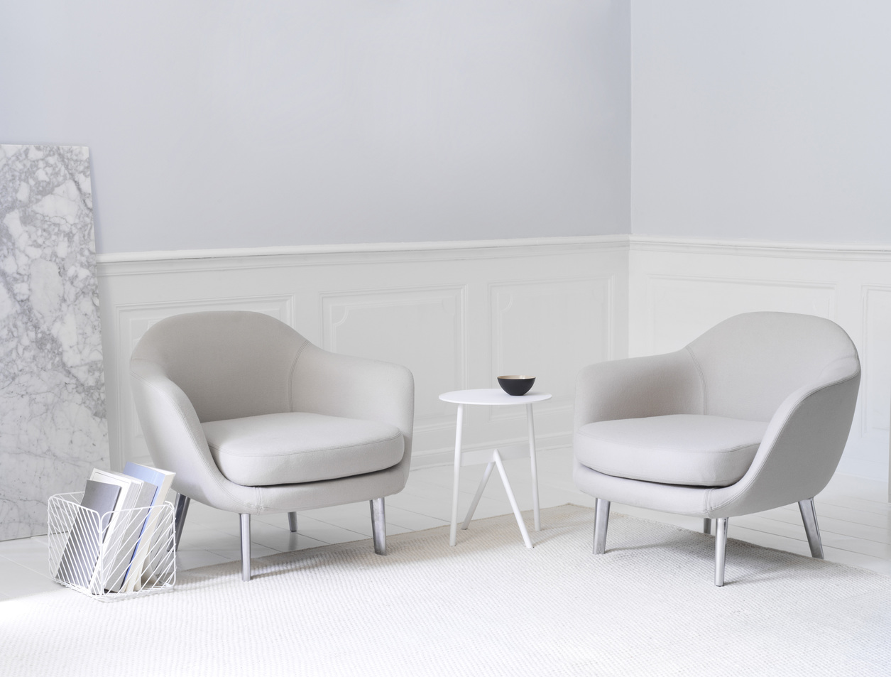 SUM LOUNGE ARMCHAIR
