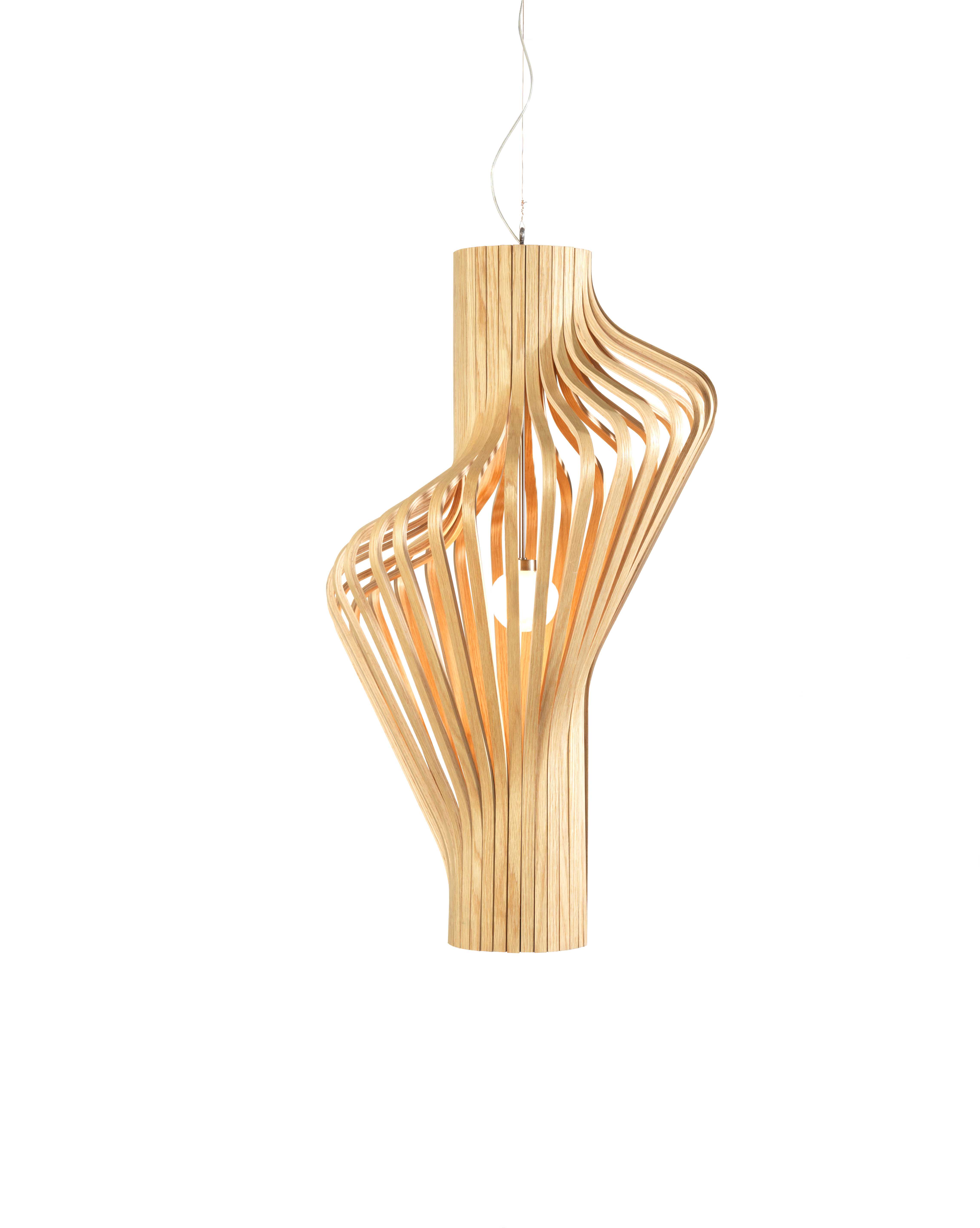 Diva pendant