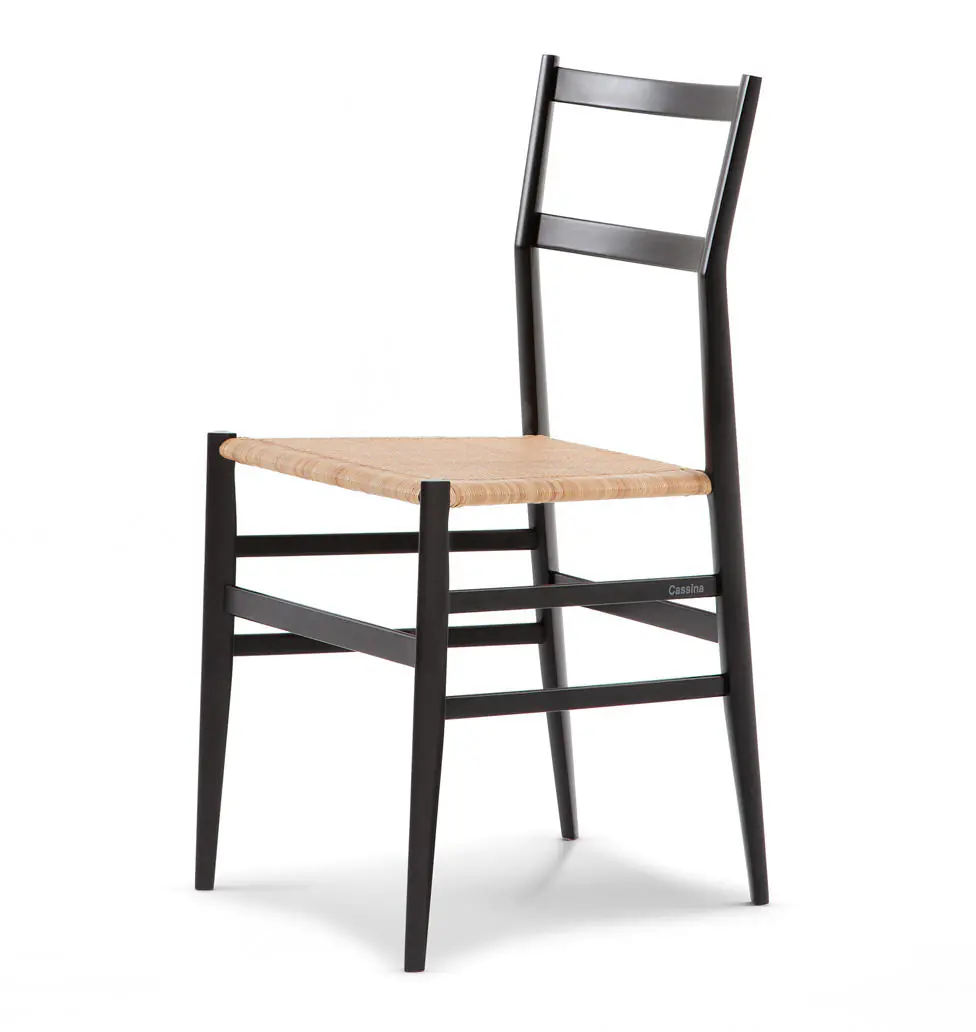 699