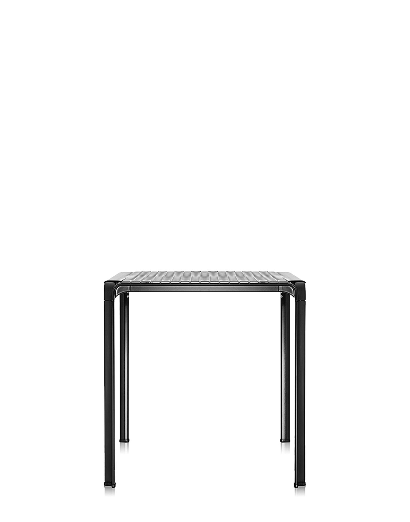 Ami Ami table