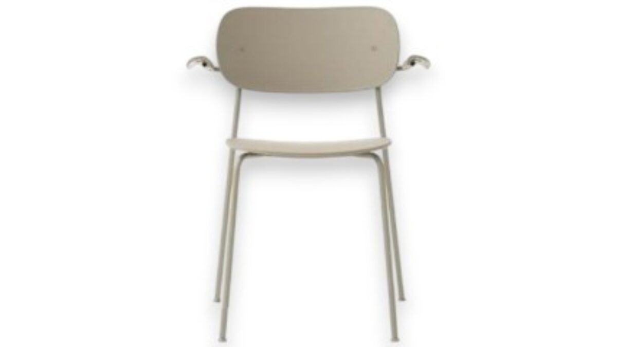 DINING CHAIR W/ARMREST PLASTIC