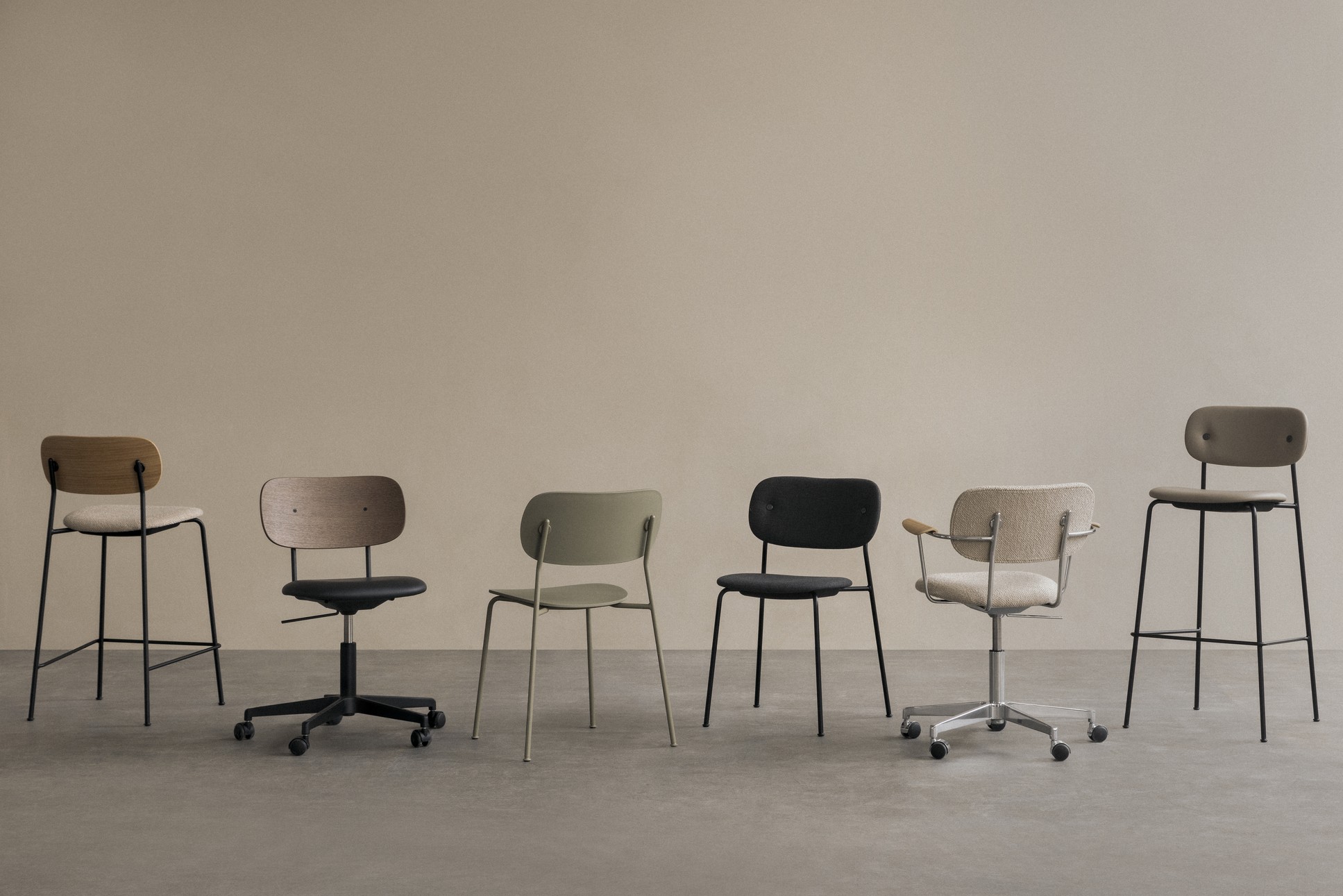 CO TASK CHAIR, STAR BASE W/CASTERS, BLACK ALUMINIUM, UPHOLSTERED SEAT