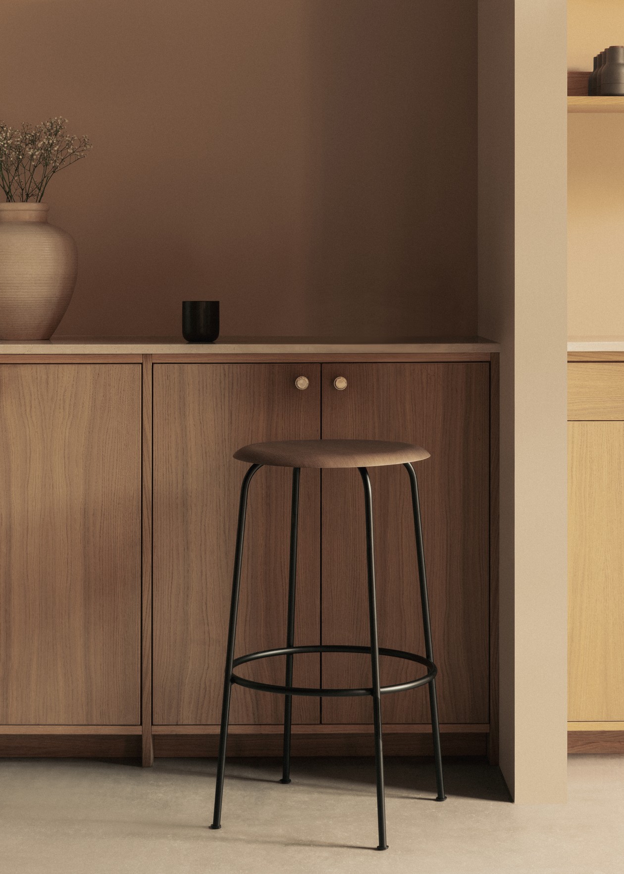 AFTEROOM BAR STOOL, BLACK STEEL BASE, OAK