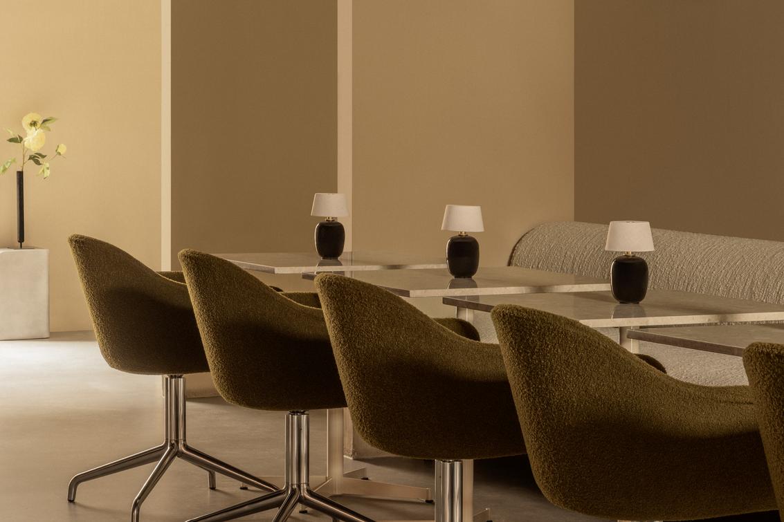 HARBOUR DINING CHAIR, STAR BASE WITH RETURN
