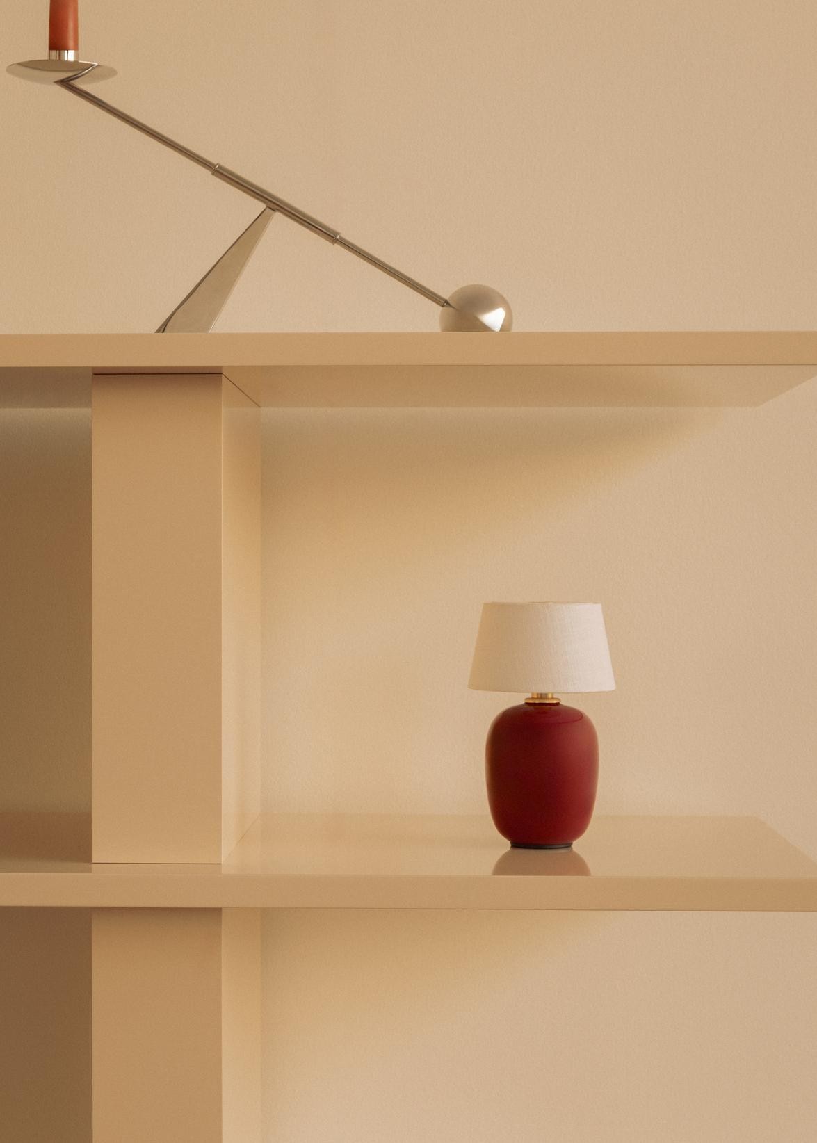 TORSO PORTABLE LAMP