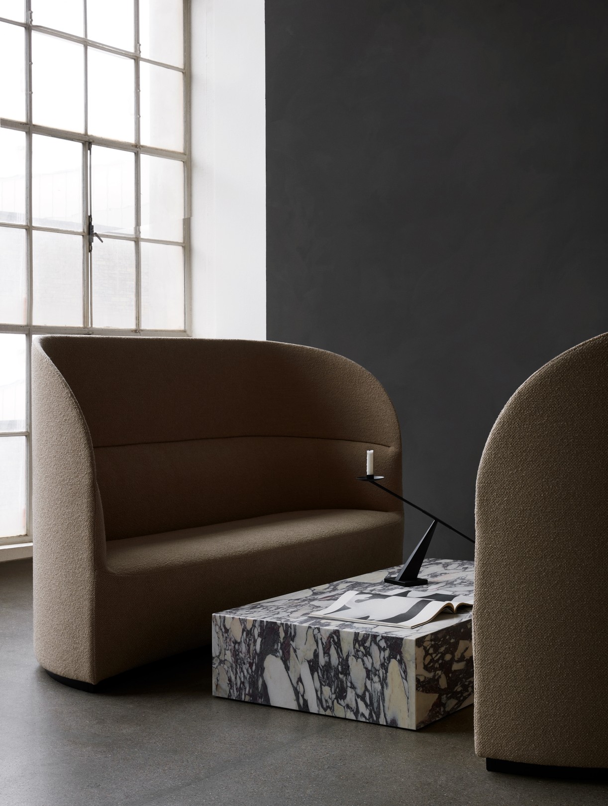 TEAROOM SOFA, HIGH BACK