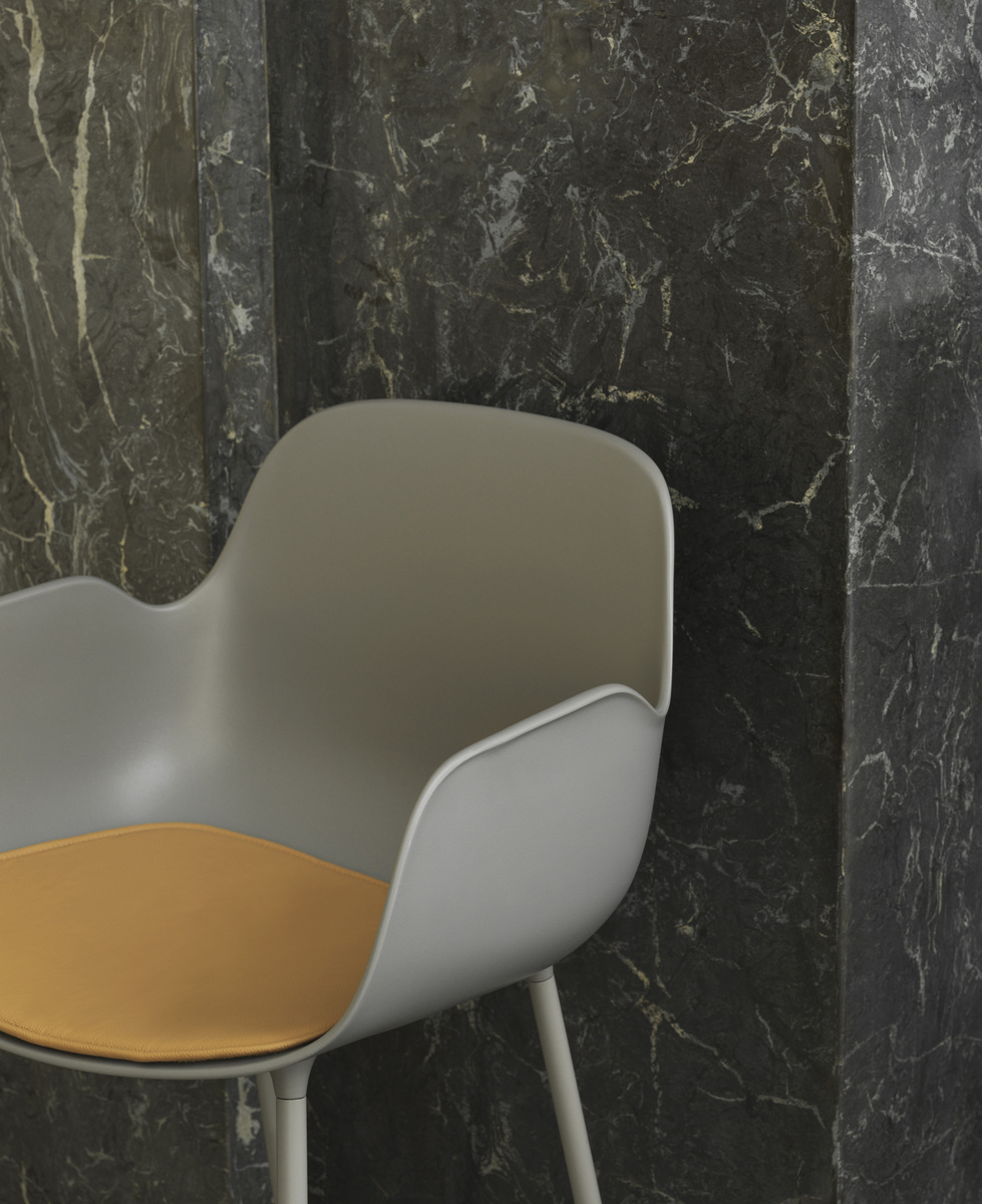 FORM BAR ARMCHAIR 75 CM STEEL