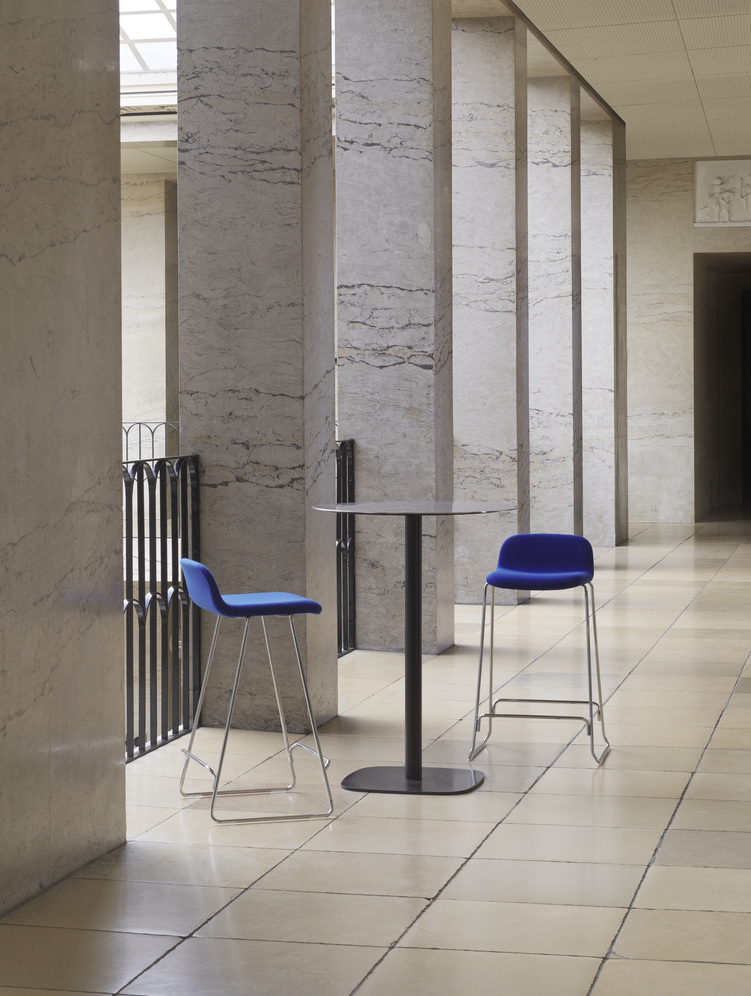 JUST BARSTOOL 75 CM W. BACK STEEL