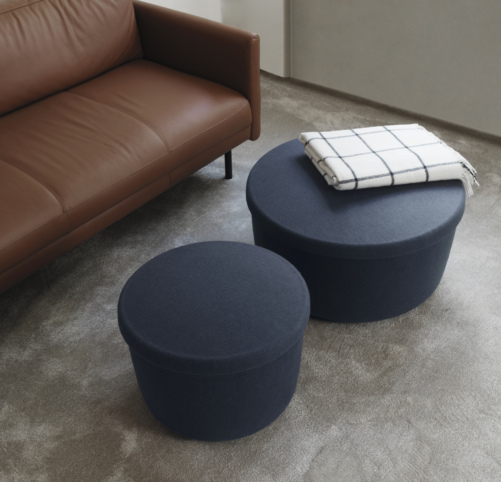 HIDE STORAGE POUF