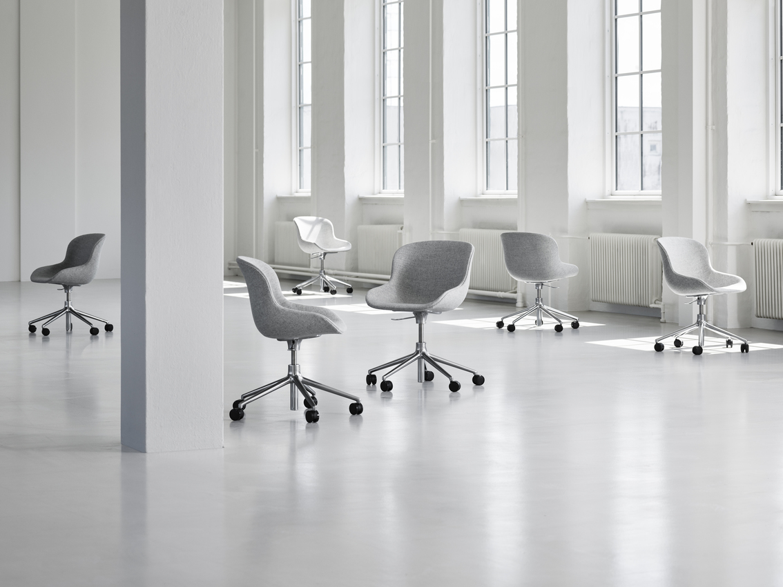 HYG CHAIR SWIVEL 5W GAS LIFT FRONT UPHOLSTERY