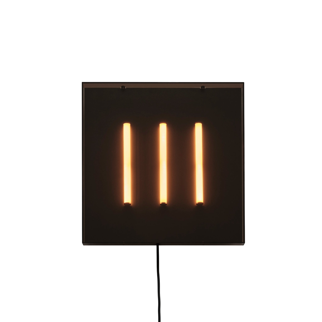 Trois Wall Lamp