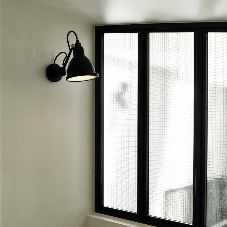 Lampe Gras N°304 Bathroom