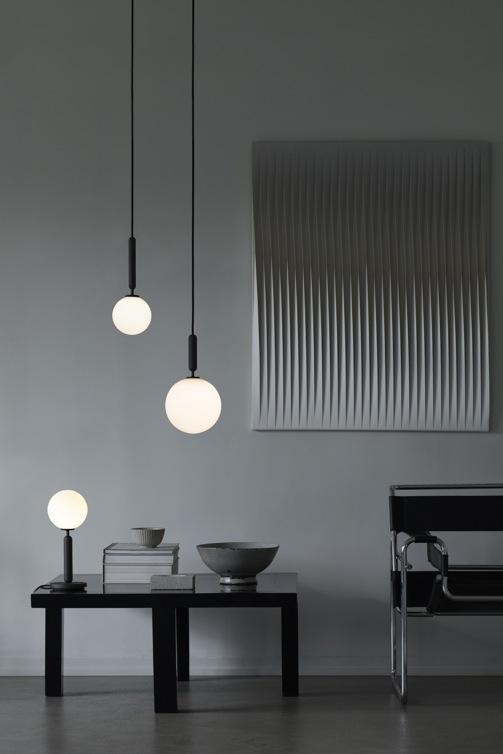 Miira Table