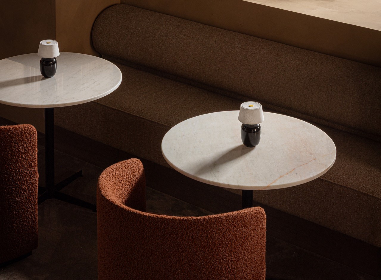 Nook Dining Table