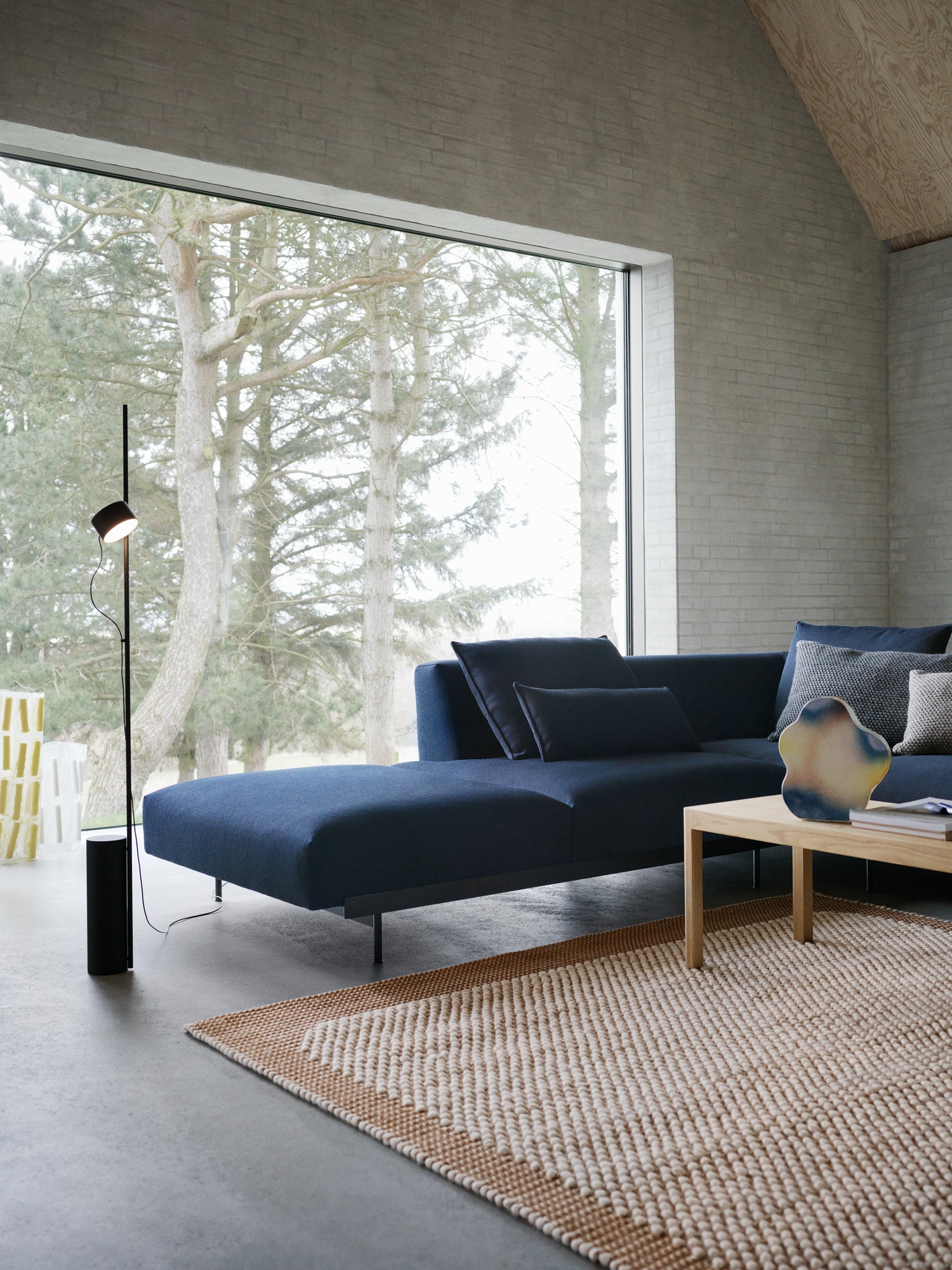 Post Floor Lamp