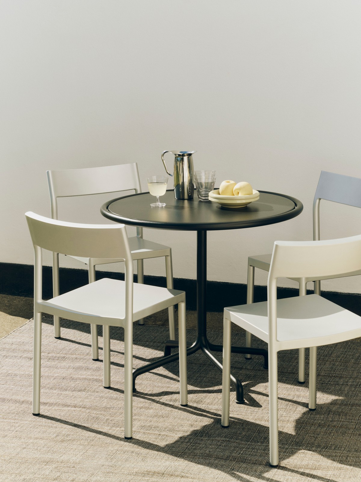 Deville Table