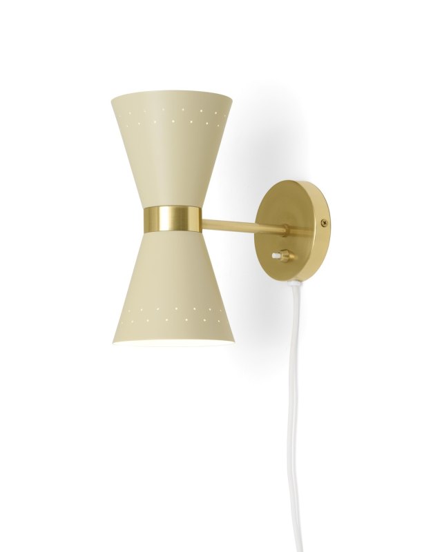 COLLECTOR WALL LAMP