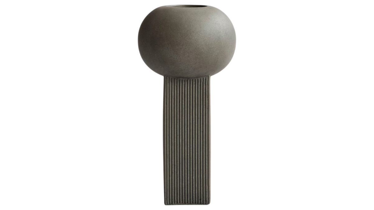 Empire Vase