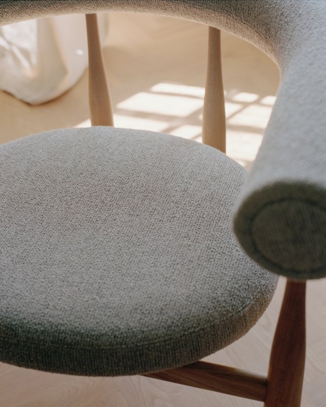 Bukowski Lounge Chair