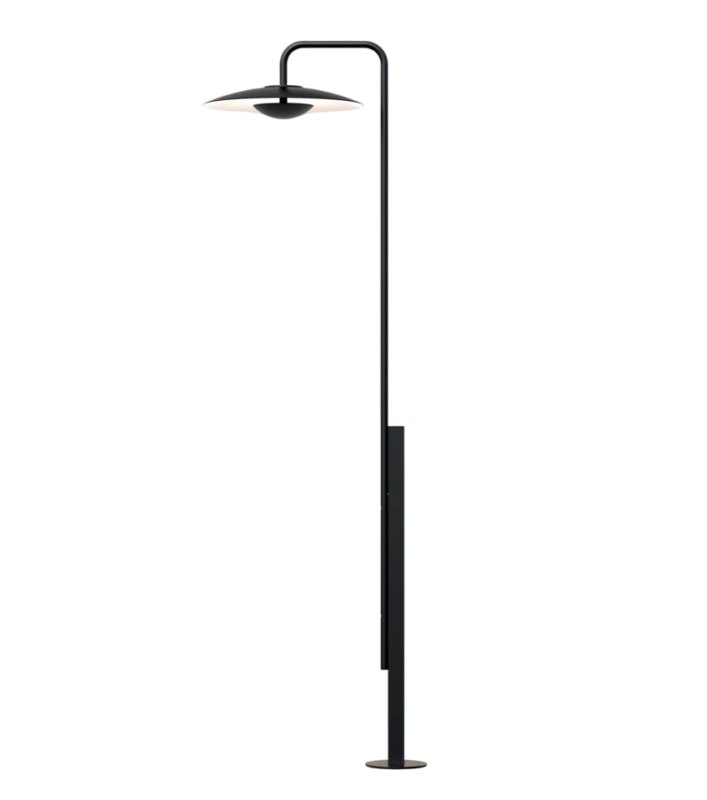 Ginger Lamppost